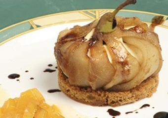 Chèvre frais en duo sucré salé sur croustillant de pain d’épices